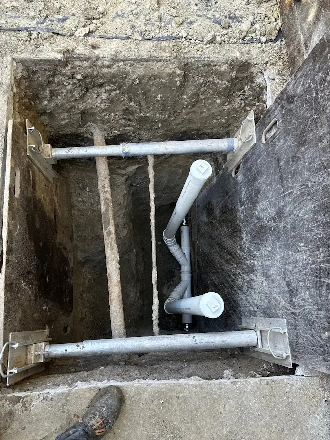 Experienced plumber completing Gas Line Repair work in Summit View